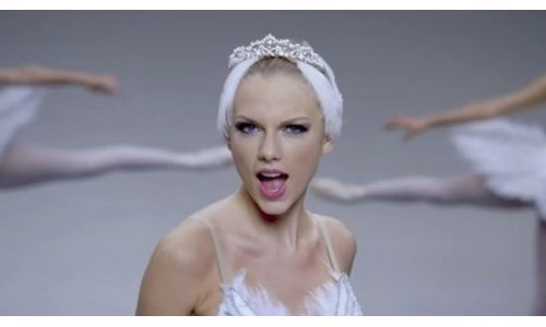 TAYLOR SWIFT İLE WARNER BROS. 'BODYGUARD' İÇİN ANLAŞTI GİBİ...